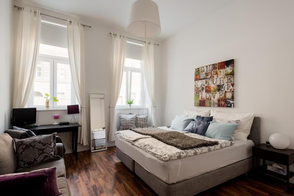 Luxurious And Spacious 5 Min Walk To City Center, 1-2 Vienna Exterior photo